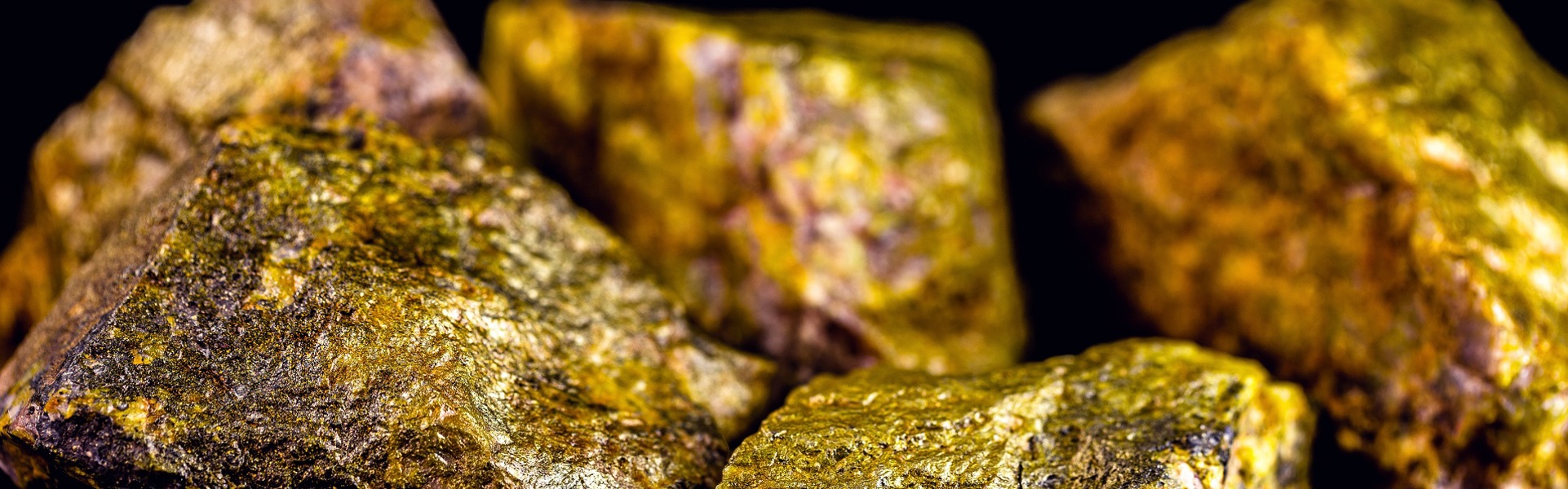 Uranium Top Banner Shutterstock 1625532226